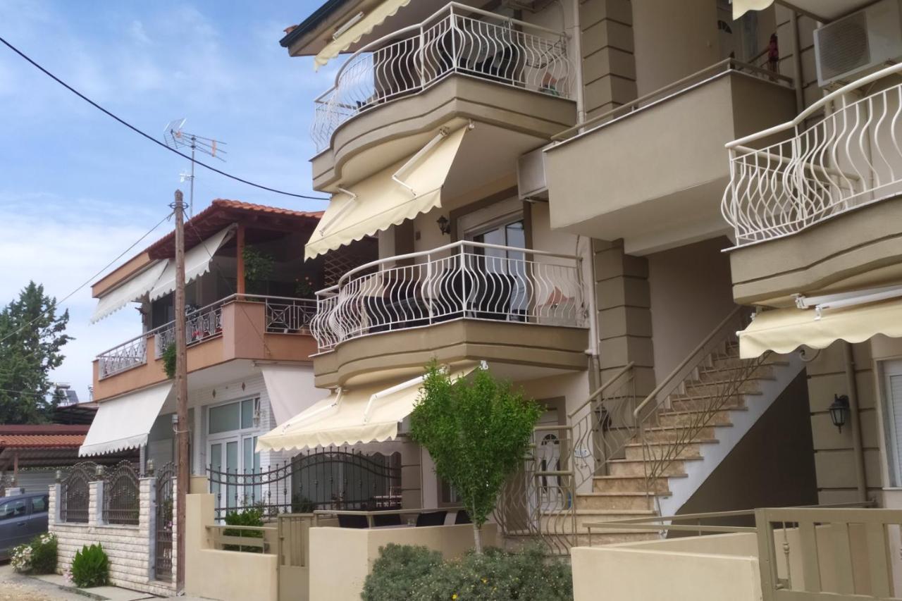 Ofrinio Central Apartments Kültér fotó