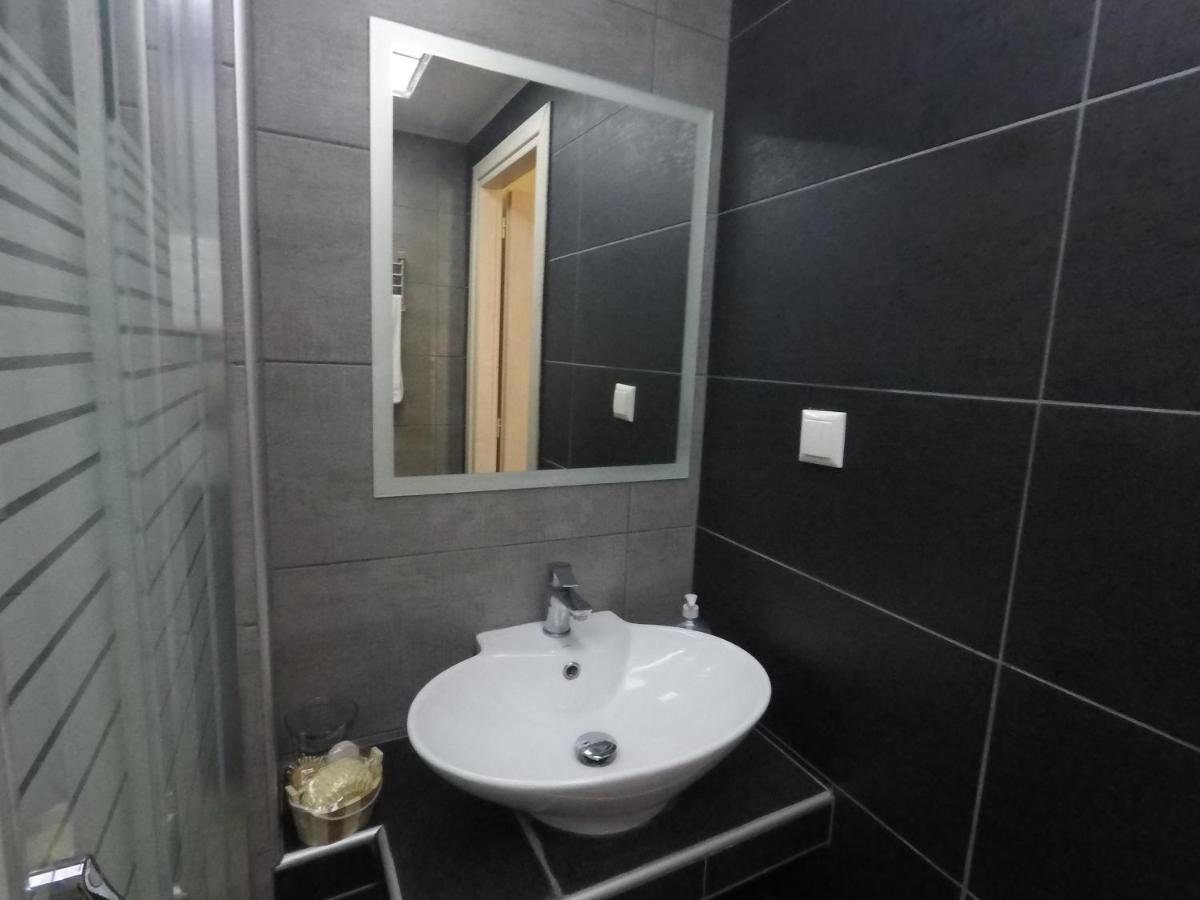 Ofrinio Central Apartments Kültér fotó